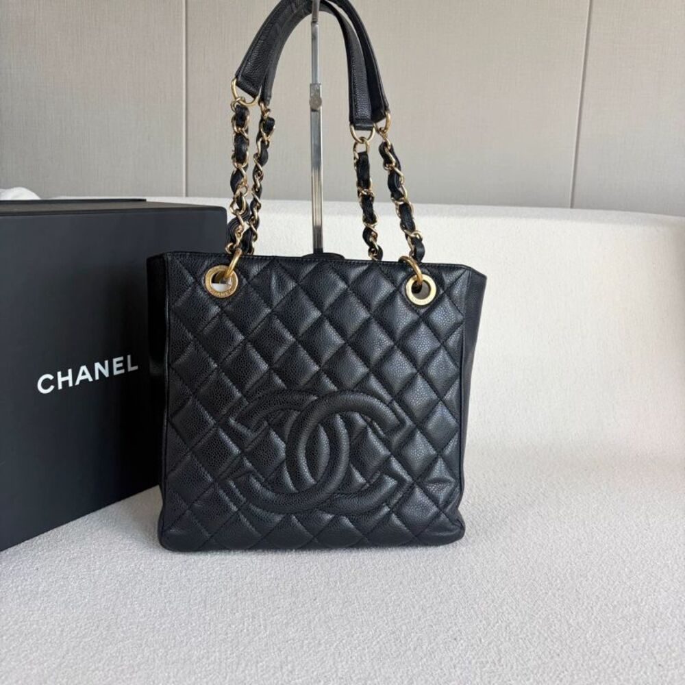 Chanel Women Pre-Loved Bag Very Good Condition